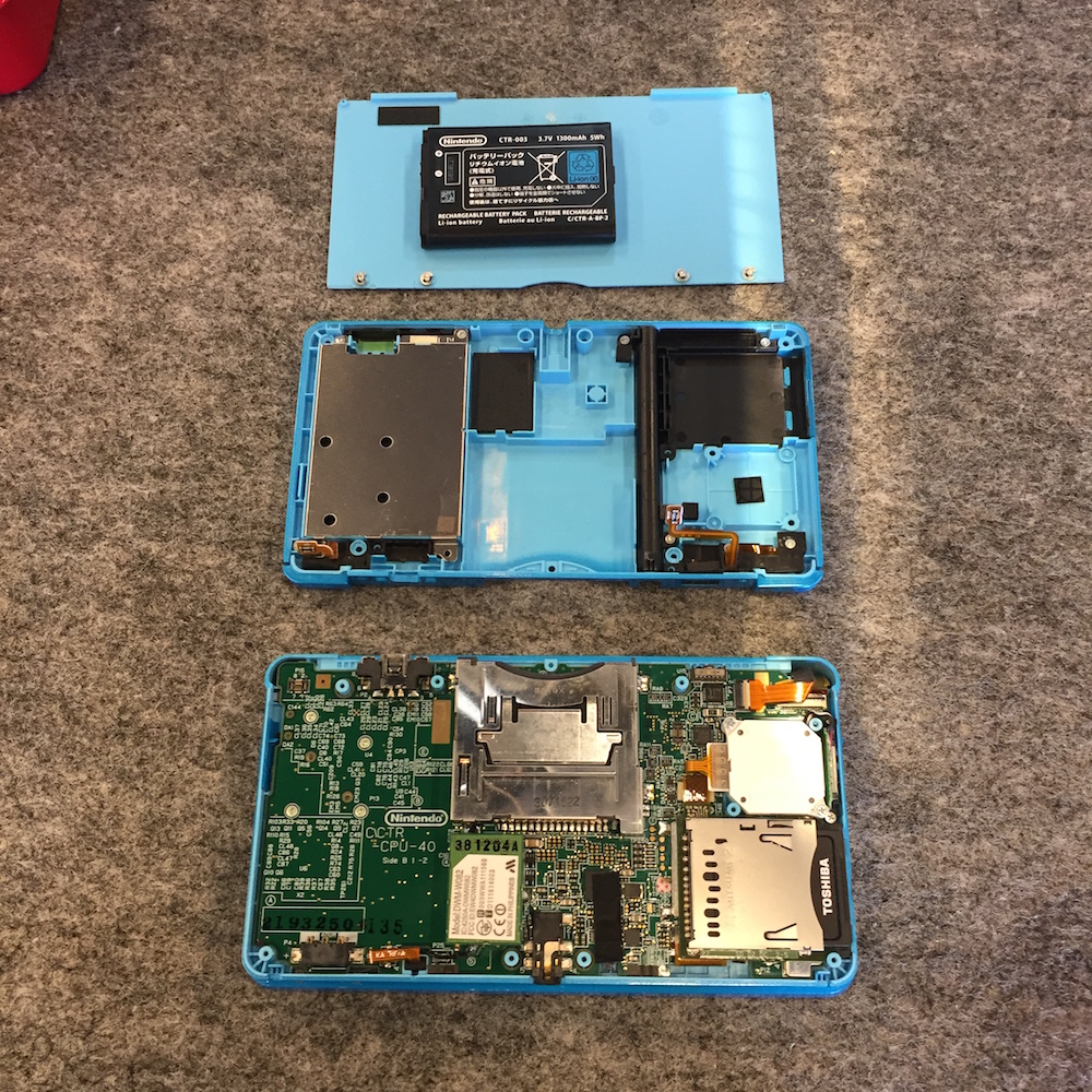 Nintendo 3ds フレキケーブル交換修理 修理ブログ 沖縄 Iphone修理 スマホ１１９