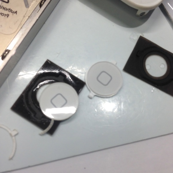 iPhone4s 修理 沖縄