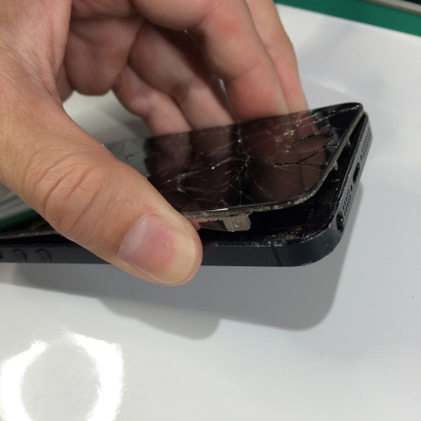 iPhone 修理 沖縄