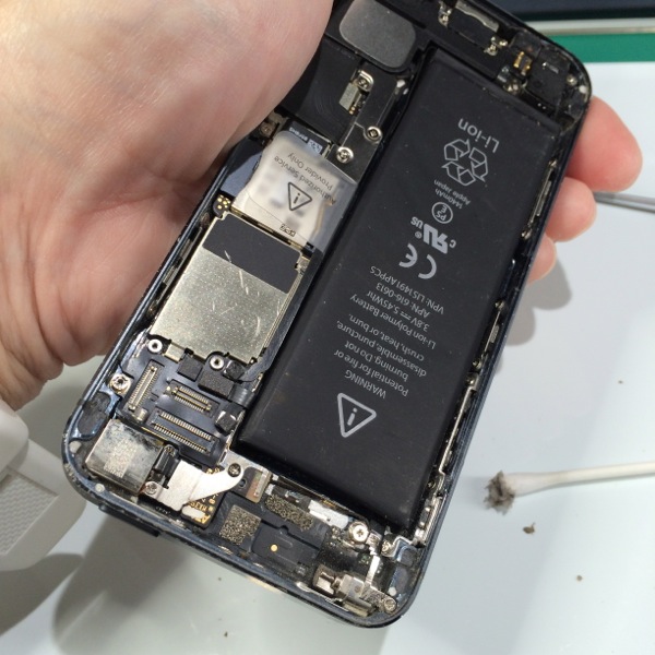 iPhone 修理 沖縄