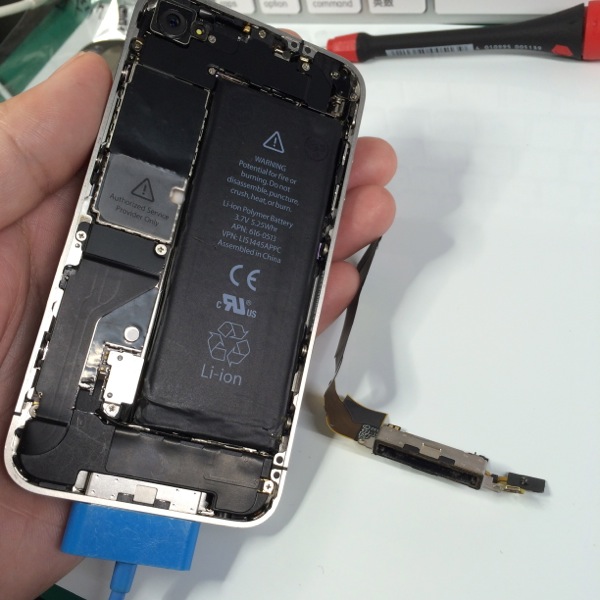 iPhone ドックコネクタ交換